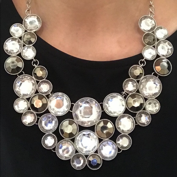 NEW GORGEOUS STATEMENT NECKLACE STYLISH..BEAUTIFUL - Picture 4 of 8